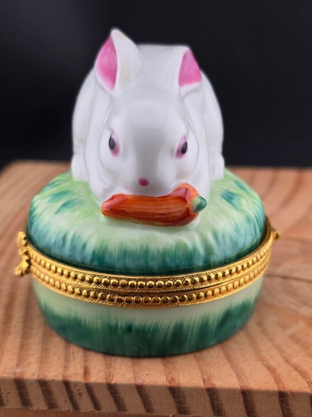 Bunny Porcelain Trinket Box Gold Trim Hinged Lid Hand-Painted 2.25"